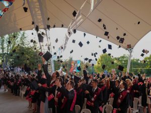 Ankara Üniversitesi Veteriner Fakültesi 2025-2026 Eğitim-Öğretim Yılı Mezuniyet ve Meslek Yemini Töreni Gerçekleşti